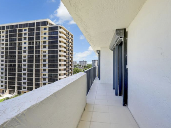 6th floor views Gulf Front of Vanderbilt Beach 3 month rental